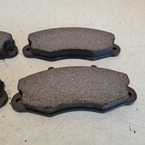 FORD TRANSIT 91-00 KLOCKI HAMULCOWE KPL RAICAM 1.447.0 FORD TRANSIT 91-00 KLOCKI HAMULCOWE KPL RAICAM 1.447.0
