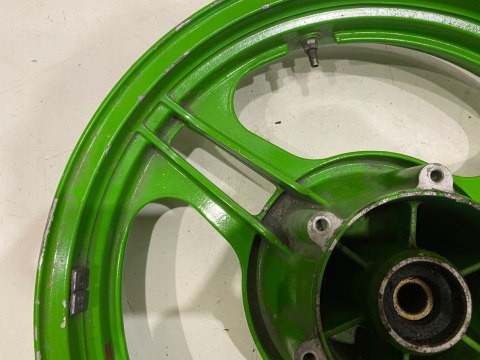 KAWASAKI Z 750 ZX750-E TURBO 84-85 FELGA KOŁO PRZEDNIE PRZÓD PRZEDNIA KAWASAKI Z 750 ZX750-E TURBO 84-85 FELGA KOŁO PRZEDNIE PRZÓD PRZEDNIA