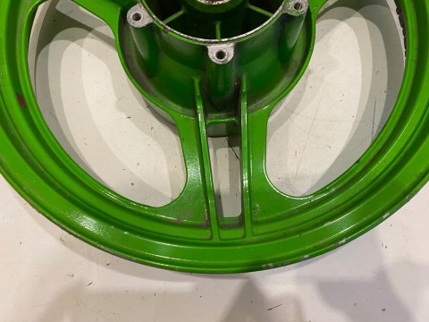 KAWASAKI Z 750 ZX750-E TURBO 84-85 FELGA KOŁO PRZEDNIE PRZÓD PRZEDNIA KAWASAKI Z 750 ZX750-E TURBO 84-85 FELGA KOŁO PRZEDNIE PRZÓD PRZEDNIA