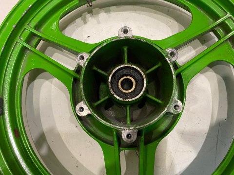 KAWASAKI Z 750 ZX750-E TURBO 84-85 FELGA KOŁO PRZEDNIE PRZÓD PRZEDNIA KAWASAKI Z 750 ZX750-E TURBO 84-85 FELGA KOŁO PRZEDNIE PRZÓD PRZEDNIA