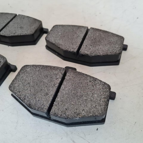 RENAULT 4 5 6 KLOCKI HAMULCOWE KPL JURID 2840664