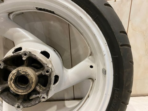 YAMAHA YZF 600R THUNDERCAT FELGA KOŁO TYŁ TYLNA TYLNE YAMAHA YZF 600R THUNDERCAT FELGA KOŁO TYŁ TYLNA TYLNE