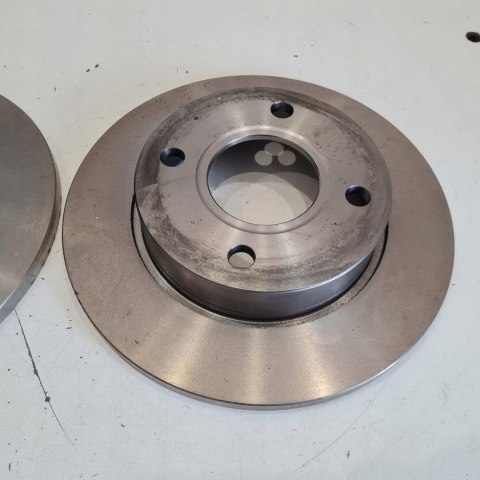 FORD FIESTA III IV KA MAZDA 121 III TARCZE HAMULCOWE KPL A.B.S. 16299 FORD FIESTA III IV KA MAZDA 121 III TARCZE HAMULCOWE KPL A.B.S. 16299