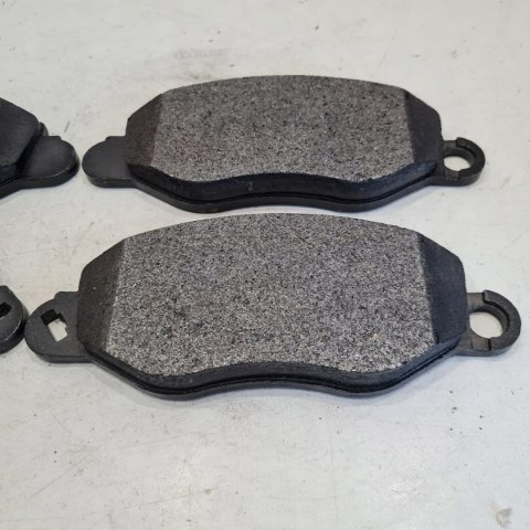 FORD TRANSIT 00-06 KLOCKI HAMULCOWE KPL A.B.S. 37256 FORD TRANSIT 00-06 KLOCKI HAMULCOWE KPL A.B.S. 37256