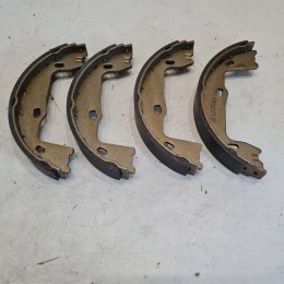 OPEL ASTRA F VECTRA A B OMEGA A B SZCZĘKI HAMULCOWE KPL A.B.S. 8786