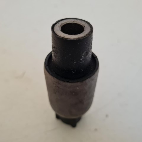 OPEL VECTRA B SILENTBLOCK TULEJA WAHACZA FEBI BILSTEIN 04407 OPEL VECTRA B SILENTBLOCK TULEJA WAHACZA FEBI BILSTEIN 04407