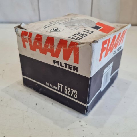 TOYOTA CAMRY CARINA E COROLLA 1.8D 2.0D FILTR OLEJU FIAAM FT 5273