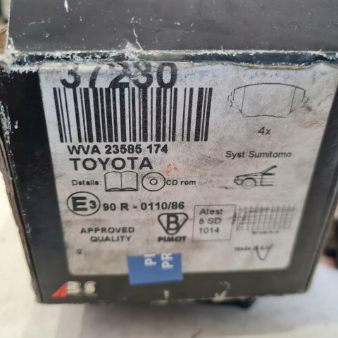 TOYOTA RAV4 II KLOCKI HAMULCOWE KPL A.B.S. 37230 TOYOTA RAV4 II KLOCKI HAMULCOWE KPL A.B.S. 37230