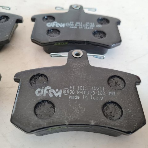 AUDI 80 100 200 A6 C4 A8 D2 KLOCKI HAMULCOWE CIFAM 822-048-0 AUDI 80 100 200 A6 C4 A8 D2 KLOCKI HAMULCOWE CIFAM 822-048-0