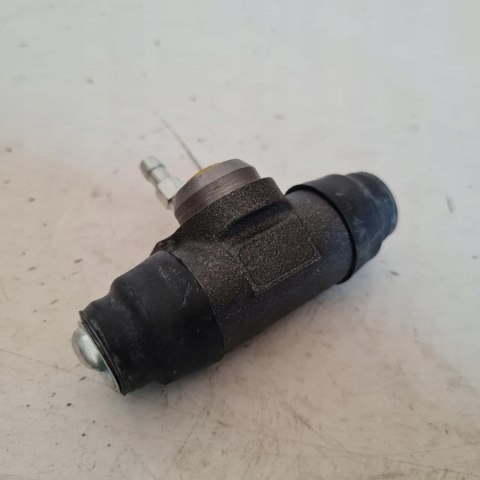 AUDI 80 90 100 VW GOLF I II III CYLINDEREK HAMULCOWY CIFAM 101-060 AUDI 80 90 100 VW GOLF I II III CYLINDEREK HAMULCOWY CIFAM 101-060