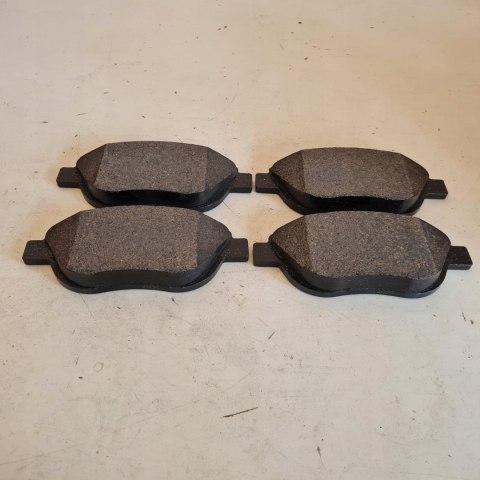 FIAT DOBLO IDEA PEUGEOT 207 307 PARTNER KLOCKI HAMULCOWE CIFAM 822-322-1 FIAT DOBLO IDEA PEUGEOT 207 307 PARTNER KLOCKI HAMULCOWE CIFAM 822-322-1