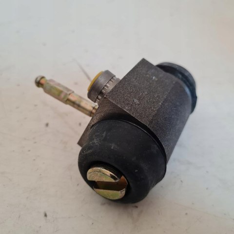 FORD TRANSIT 77-92 CYLINDEREK HAMULCOWY CIFAM 101-225 FORD TRANSIT 77-92 CYLINDEREK HAMULCOWY CIFAM 101-225