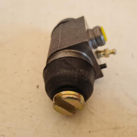 FORD TRANSIT 85-92 CYLINDEREK HAMULCOWY CIFAM 101-331 FORD TRANSIT 85-92 CYLINDEREK HAMULCOWY CIFAM 101-331