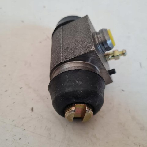 FORD TRANSIT 85-92 CYLINDEREK HAMULCOWY CIFAM 101-333 FORD TRANSIT 85-92 CYLINDEREK HAMULCOWY CIFAM 101-333