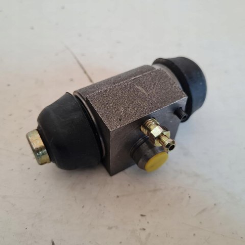 FORD TRANSIT 85-92 CYLINDEREK HAMULCOWY CIFAM 101-333 FORD TRANSIT 85-92 CYLINDEREK HAMULCOWY CIFAM 101-333