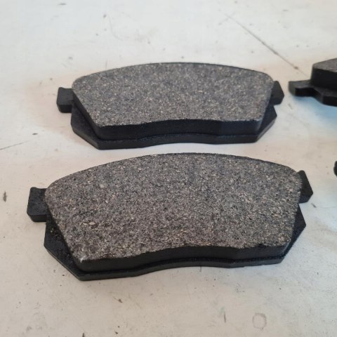 HONDA CIVIC I III V CRX I KLOCKI HAMULCOWE CIFAM 822-247-1 HONDA CIVIC I III V CRX I KLOCKI HAMULCOWE CIFAM 822-247-1