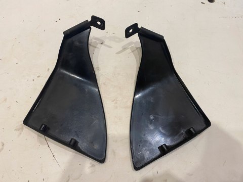 KAWASAKI GPZ 1100 UNI-TRAK U.T. UNITRAK TOP GUN OSŁONY AIRBOXA PLASTIKI KPL