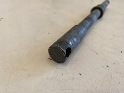 KAWASAKI GPZ 500 750 OŚ OŚKA KOŁA PRZÓD PRZEDNIEGO SZPILKA KAWASAKI GPZ 500 750 OŚ OŚKA KOŁA PRZÓD PRZEDNIEGO SZPILKA