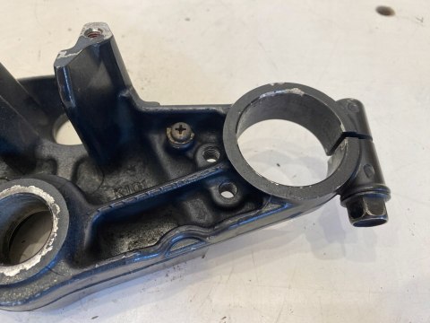 KAWASAKI ZZR 1100 PÓŁKA GÓRNA ZAWIESZENIA UCHWYT MOCOWANIE AMORTYZATORÓW