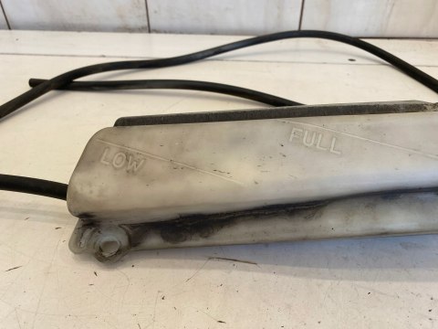 KAWASAKI ZZR 1100 ZBIORNICZEK WYRÓWNAWCZY PŁYNU CHŁODZĄCEGO WODA ZBIORNIK KAWASAKI ZZR 1100 ZBIORNICZEK WYRÓWNAWCZY PŁYNU CHŁODZĄCEGO WODA ZBIORNIK
