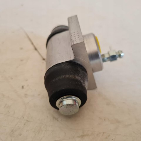 OPEL ASTRA F G VECTRA A B CORSA B C CYLINDEREK HAMULCOWY CIFAM 101-677