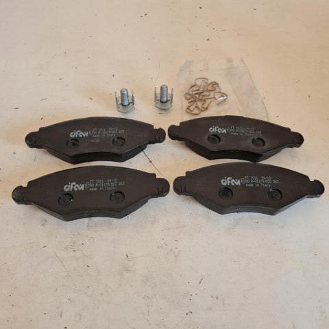 PEUGEOT 206 306 KLOCKI HAMULCOWE CIFAM 822-254-0 PEUGEOT 206 306 KLOCKI HAMULCOWE CIFAM 822-254-0