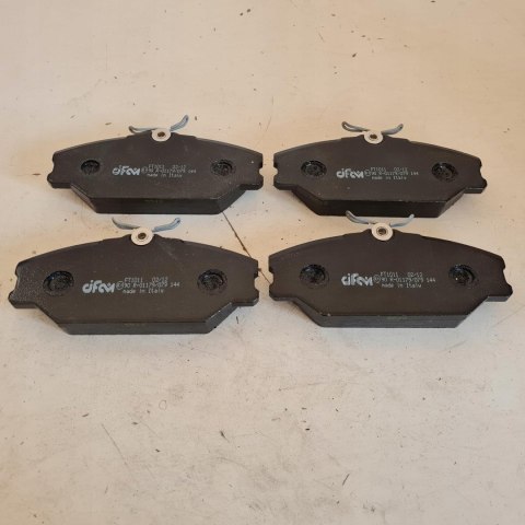 RENAULT LAGUNA I MEGANE SCENIC I KLOCKI HAMULCOWE CIFAM 822-142-2 RENAULT LAGUNA I MEGANE SCENIC I KLOCKI HAMULCOWE CIFAM 822-142-2