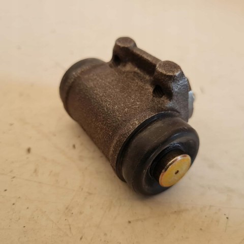 RENAULT RAPID CYLINDEREK HAMULCOWY CIFAM 101-585 RENAULT RAPID CYLINDEREK HAMULCOWY CIFAM 101-585