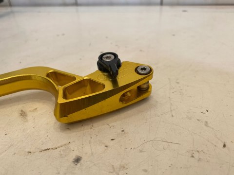 SUZUKI RF 900 R 94-99 900R KLAMKI ZŁOTE KPL X2 DŹWIGNIA SPRZĘGŁA HAMULCA SUZUKI RF 900 R 94-99 900R KLAMKI ZŁOTE KPL X2 DŹWIGNIA SPRZĘGŁA HAMULCA