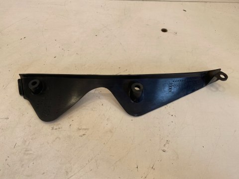 SUZUKI RF 900 R 94-99 900R WYPEŁNIENIE PLASTIK OWIEWKA OSŁONA PRAWA DOLNA SUZUKI RF 900 R 94-99 900R WYPEŁNIENIE PLASTIK OWIEWKA OSŁONA PRAWA DOLNA