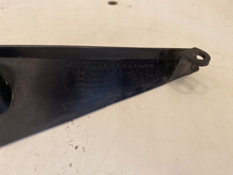 SUZUKI RF 900 R 94-99 900R WYPEŁNIENIE PLASTIK OWIEWKA OSŁONA PRAWA DOLNA SUZUKI RF 900 R 94-99 900R WYPEŁNIENIE PLASTIK OWIEWKA OSŁONA PRAWA DOLNA