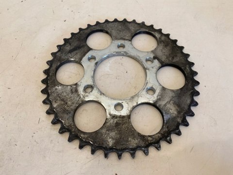 SUZUKI RF 900 R 94-99 900R ZĘBATKA NAPĘDOWA TYŁ TYLNA ZDAWCZA SUZUKI RF 900 R 94-99 900R ZĘBATKA NAPĘDOWA TYŁ TYLNA ZDAWCZA