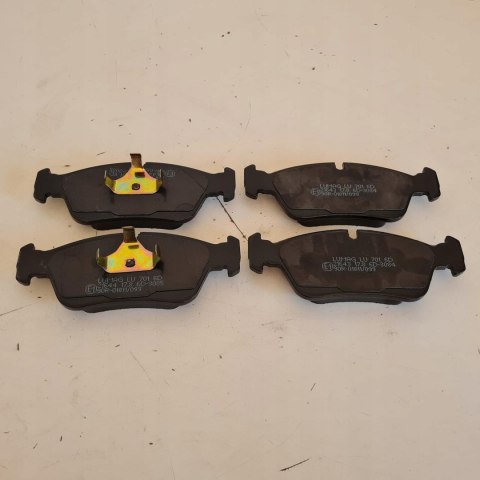BMW SERIA 3 E36 E46 KLOCKI HAMULCOWE BRECK 21643 00 701 00 BMW SERIA 3 E36 E46 KLOCKI HAMULCOWE BRECK 21643 00 701 00