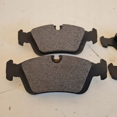 BMW SERIA 3 E36 E46 KLOCKI HAMULCOWE BRECK 21643 00 701 00 BMW SERIA 3 E36 E46 KLOCKI HAMULCOWE BRECK 21643 00 701 00