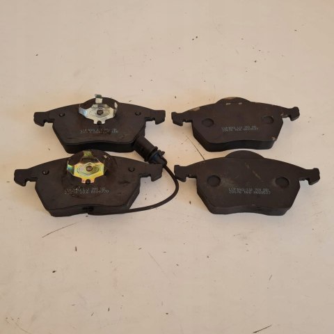 FORD GALAXY VW SHARNAN SEAT ALHAMBRA KLOCKI HAMULCOWE BRECK 21849 00 701 10 FORD GALAXY VW SHARNAN SEAT ALHAMBRA KLOCKI HAMULCOWE BRECK 21849 00 701 10