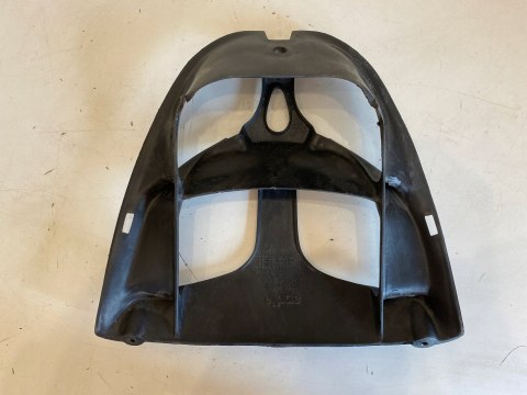 APRILIA SR 50 LC OWIEWKA CZASZA NOSEK WYPEŁNIENIE PLASTIK ATRAPA GRILL APRILIA SR 50 LC OWIEWKA CZASZA NOSEK WYPEŁNIENIE PLASTIK ATRAPA GRILL