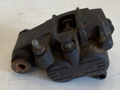 CAGIVA W8 125 ZACISK HAMULCOWY PRZÓD PRZEDNI BREMBO CAGIVA W8 125 ZACISK HAMULCOWY PRZÓD PRZEDNI BREMBO