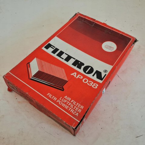 FIAT CROMA LANCIA KAPPA THEMA FILTR POWIETRZA FILTRON AP 038 FIAT CROMA LANCIA KAPPA THEMA FILTR POWIETRZA FILTRON AP 038