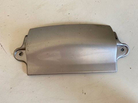 SUZUKI GSXF GSX-F 750 ŁĄCZNIK ZADUPKA PLASTIK OWIEWKA WYPEŁNIENIE
