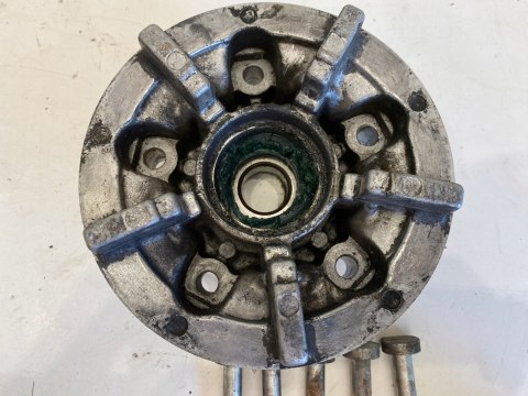 SUZUKI GSXF GSX-F 750 ZABIERAK GUMY ZABIERAKA KOŁA TYLNEGO TYŁ KPL SUZUKI GSXF GSX-F 750 ZABIERAK GUMY ZABIERAKA KOŁA TYLNEGO TYŁ KPL