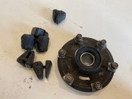 YAMAHA FZS FAZER 1000 ZABIERAK KOŁA TYŁ GUMY ZABIERAKA KPL