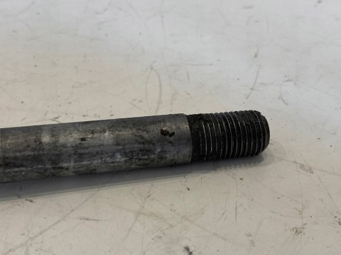 YAMAHA XJ 600 51J 3KM 84-90 OŚ OŚKA SZPILKA KOŁA PRZÓD PRZEDNIA