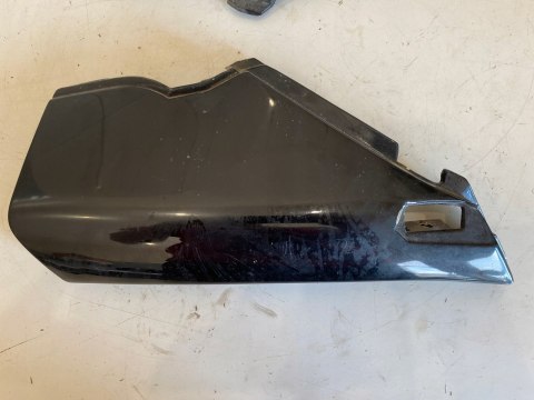 YAMAHA XJ 600 51J 84-90 OWIEWKA OGON PLASTIK PRAWY LEWY KPL X2