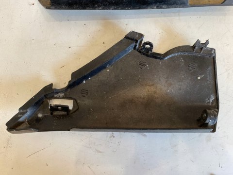 YAMAHA XJ 600 51J 84-90 OWIEWKA OGON PLASTIK PRAWY LEWY KPL X2