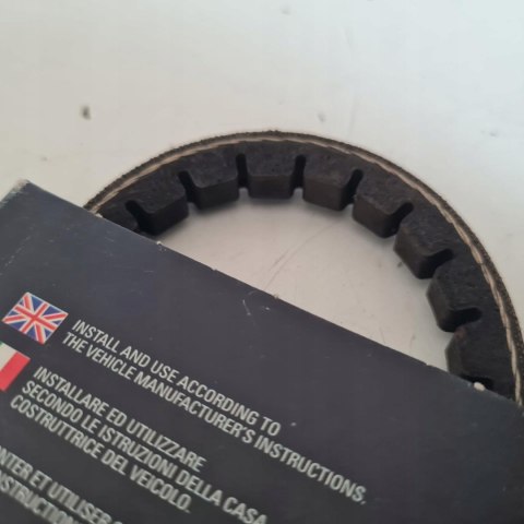 AUDI 100 C3 1.8 VW PASSAT B3 B4 1.6 1.8 2.0 PASEK KLINOWY DAYCO 10A0735C