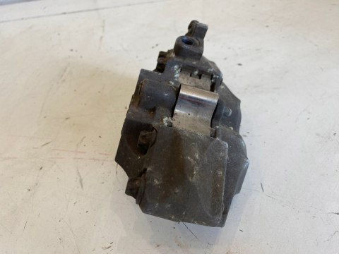 HONDA CBR 900RR SC33 96-99 ZACISK HAMULCOWY PRZÓD PRZEDNI