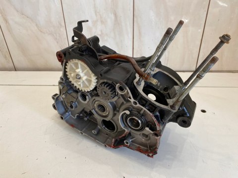 HONDA CRM 50 KARTER PRAWY LEWY KARTERY BLOK SILNIKA KOMPLET