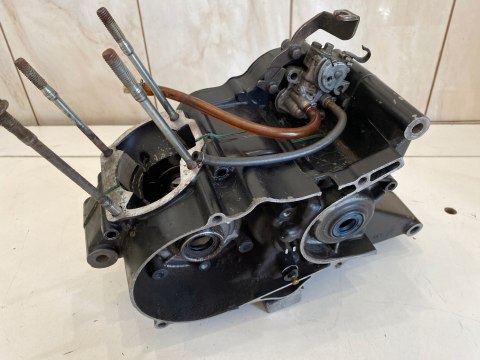 HONDA CRM 50 KARTER PRAWY LEWY KARTERY BLOK SILNIKA KOMPLET