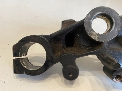 HONDA CRM 50 PÓŁKA GÓRNA ZAWIESZENIA AMORTYZATORÓW