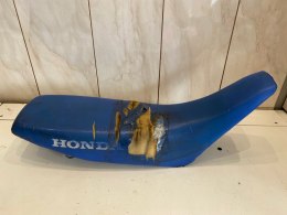 HONDA CRM 50 SIEDZENIE KANAPA FOTEL KIEROWCY PASAŻERA